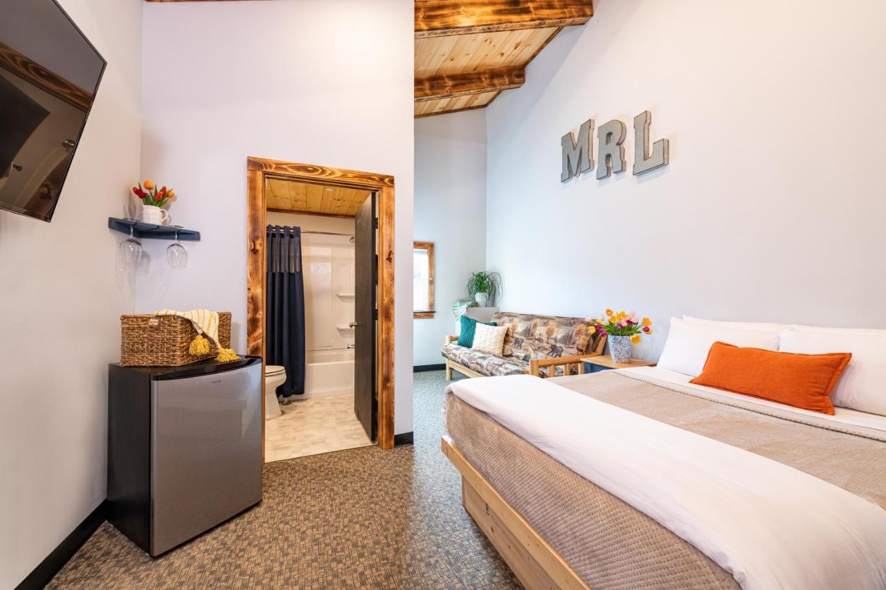 Mad River Hotel 3*